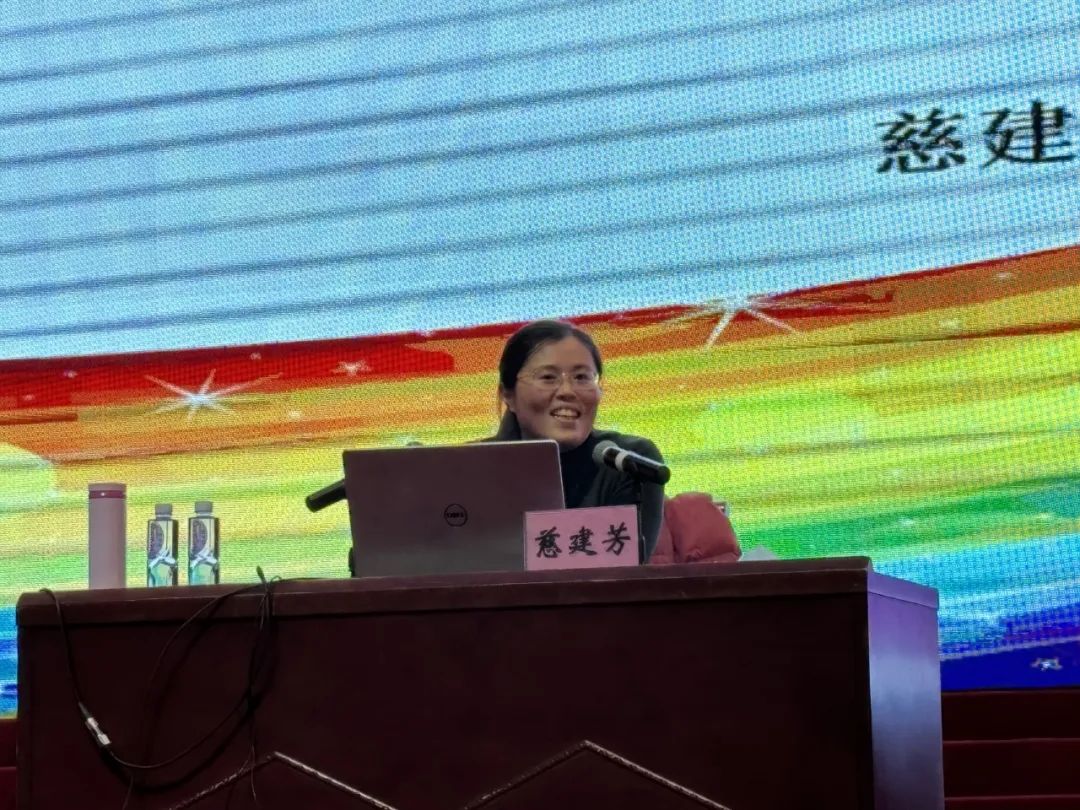 乌兰察布集宁一中举办高考心理辅导讲座,助力考生减压迎考