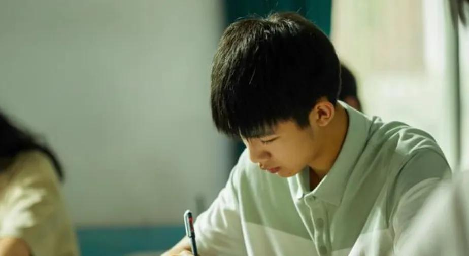 高考备考必看:不同分数段能上哪些大学?