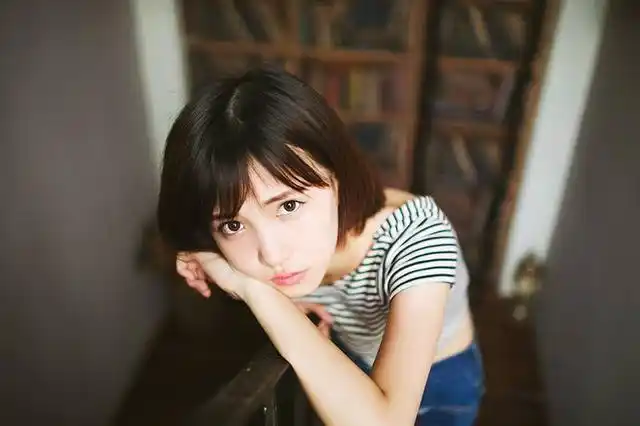 高考复读提分关键:自身努力、试卷难度及决心毅力全解析