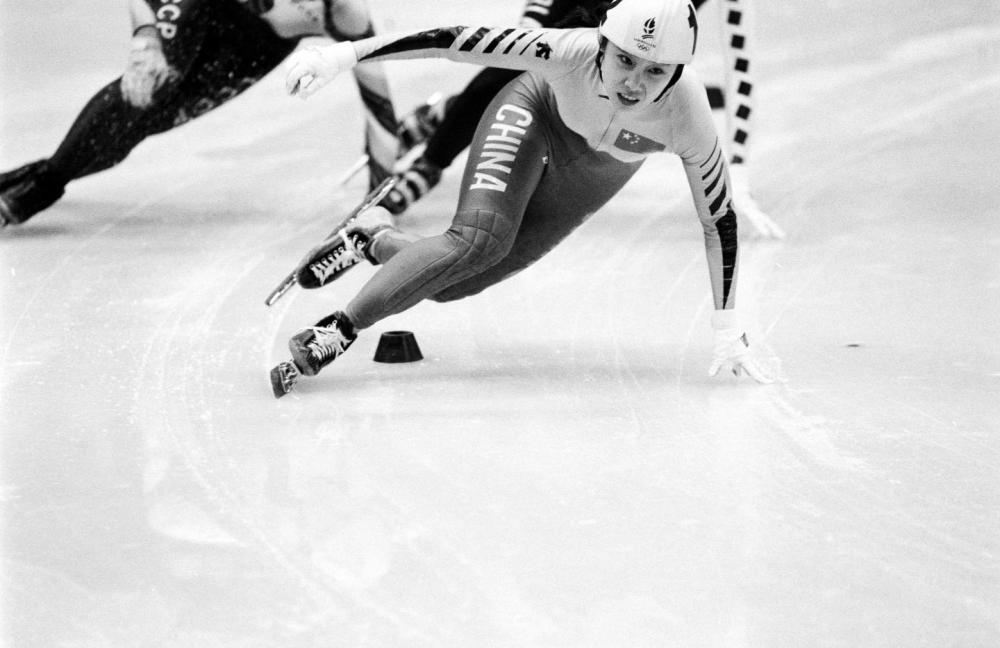 中国代表团冬奥会历史:冰上突破与雪上崛起的精彩历程