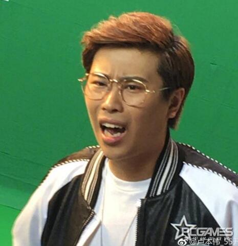 盘点三款游戏外挂界王者,传奇私服多样,精灵绝地超夸张