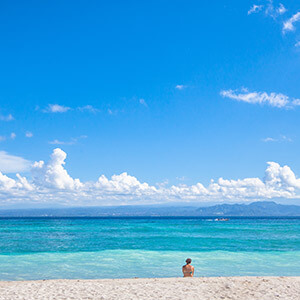 高速隧道被追尾咋处理?未伤人能协商,有人伤得急救报警